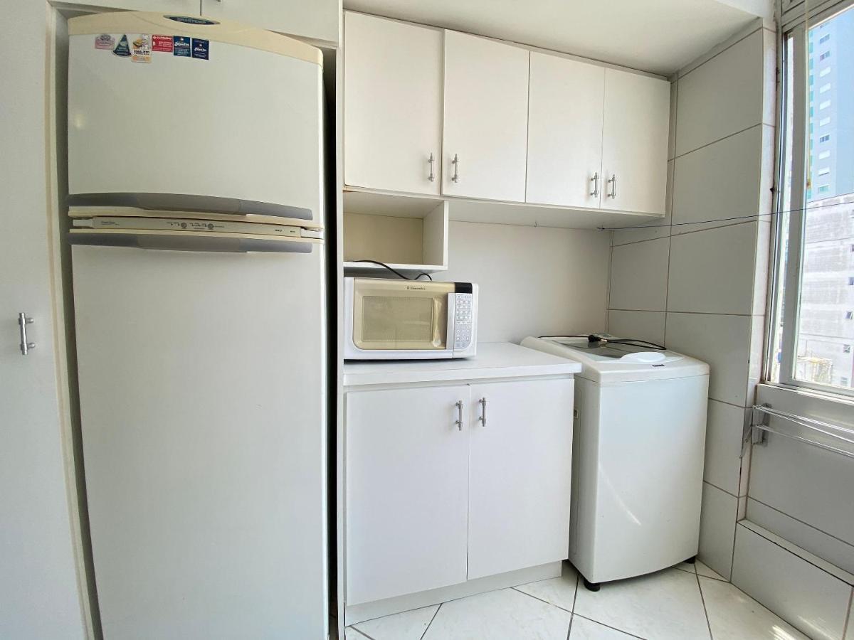 Jgd94 - Ao Lado Do Calcadao, Climatizado, Wi-Fi Lägenhet Balneário Camboriú Exteriör bild